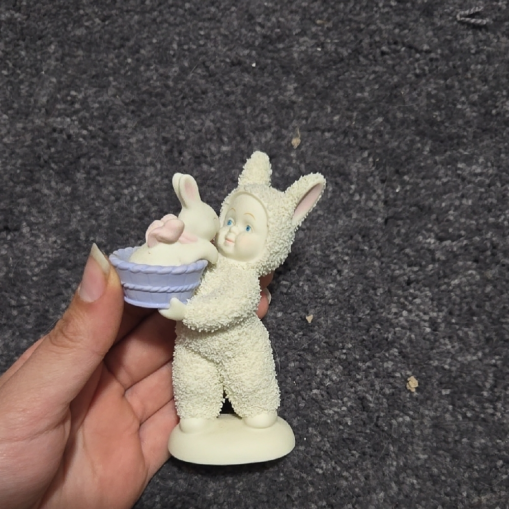 Adorable Bunny Figurine with Basket